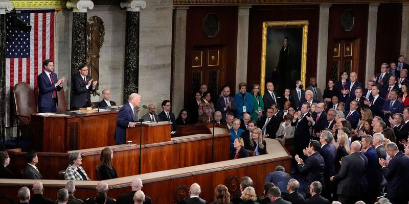 Dutzende Demokraten wollen der traditionellen Rede in diesem Jahr fernbleiben. - Foto: Alex Brandon/AP/dpa