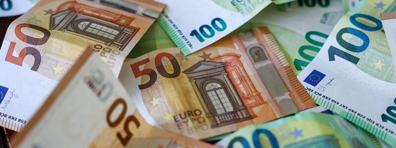 Der Staat hat im vergangenen Jahr erneut deutlich mehr Geld ausgegeben, als er eingenommen hat. (Symbolbild) - Foto: Jan Woitas/dpa