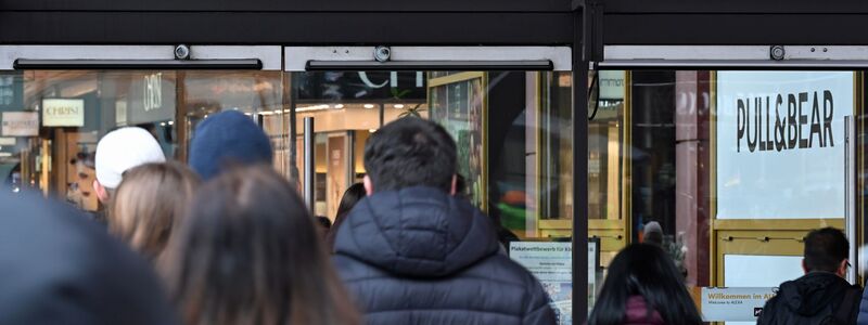 Der private Konsum war im vierten Quartal 2025 einer der Wachstumstreiber. - Foto: Elisa Schu/dpa