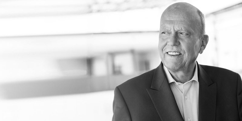 zeb trauert um Henner Schierenbeck / Mitgründer der Unternehmensberatung und langjähriger Ordinarius für Bankmanagement und Controlling im Alter von 79 Jahren verstorben - Foto: presseportal.de