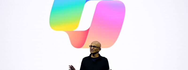 Microsoft-Konzernchef Satya Nadella umwirbt europäische Kunden mit Sicherheitsgarantien. - Foto: Sven Hoppe/dpa