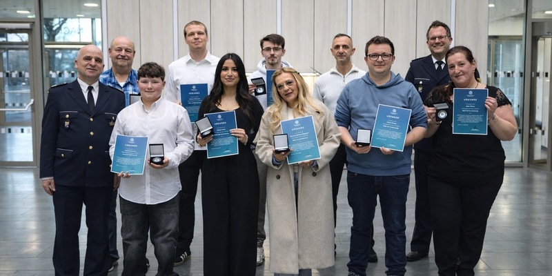 POL-OF: Polizeipräsidium Südosthessen ehrt couragierte Bürgerinnen und Bürger - Foto: presseportal.de