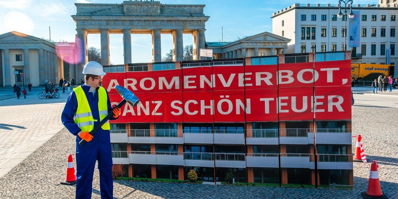 Schwarzmarkt-Geschenk statt Bundeshaushalt: 1,5 Milliarden Euro Steuer-Ausfall durch E-Zigaretten-Verbote - Foto: presseportal.de