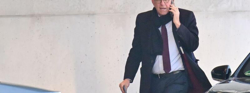 Kulturstaatsminister Wolfram Weimer hatte eine Sondersitzung einberufen. - Foto: Sebastian Christoph Gollnow/dpa