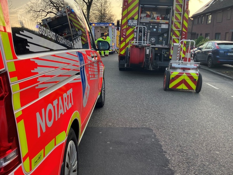 FW-OB: Verkehrsunfall - Ehrenamtliche leisten Erste Hilfe - Foto: presseportal.de