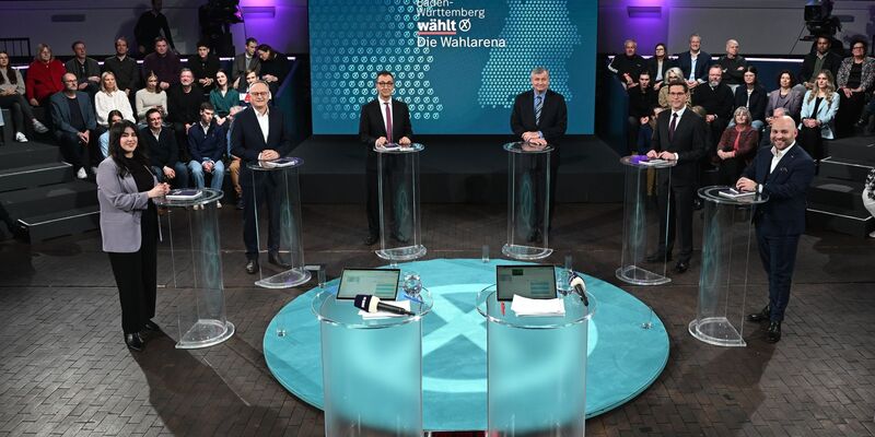 In der SWR-«Wahlarena» trafen die sechs Spitzenkandidatinnen und Spitzenkandidaten der Parteien mit Aussicht auf Sitze im Landtag aufeinander.  - Foto: Bernd Weißbrod/dpa