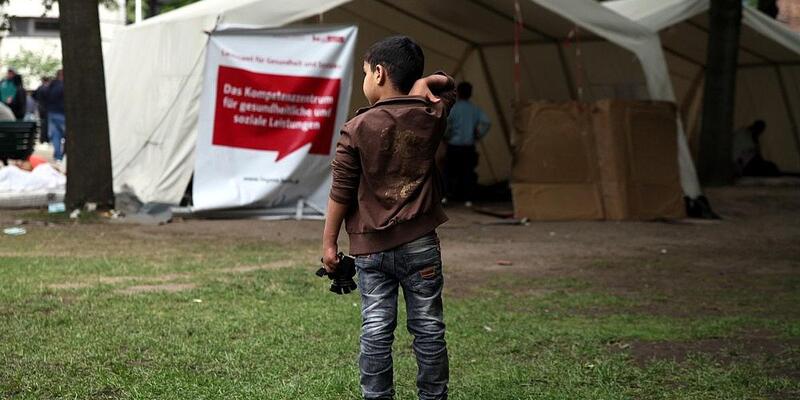 Flüchtlinge an einer Aufnahmestelle (Archiv) - Foto: via dts Nachrichtenagentur