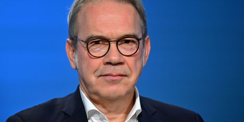 Thüringens Innenminister Maier plädiert dafür, ein Verbot einzelner AfD-Landesverbände zu beantragen. (Archivbild)  - Foto: Martin Schutt/dpa