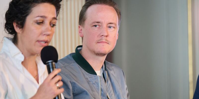 Theaterprojekt aus dem ewigen Eis: Regisseur Jan-Christoph Gockel arbeitet am Antarktis-Stück «Polaris». (Archivbild) - Foto: Annette Riedl/dpa