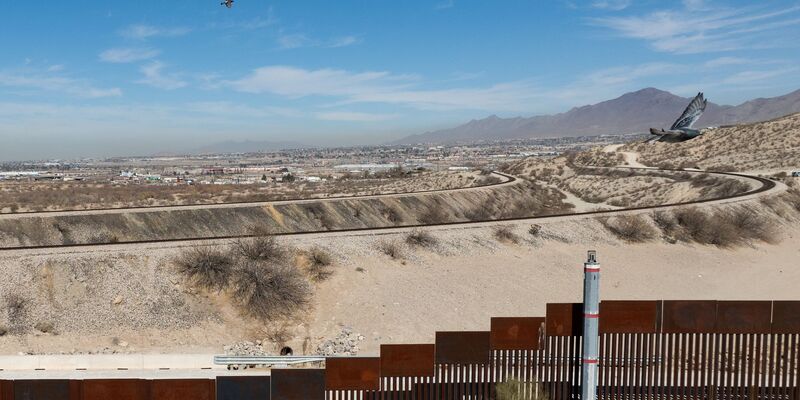 US-Behörden arbeiten laut eigene Mitteilung «in beispielloser Weise» gegen Drohnenbedrohungen an der Grenze zu Mexiko zusammen. (Symbolbild) - Foto: Li Mengxin/Xinhua/dpa