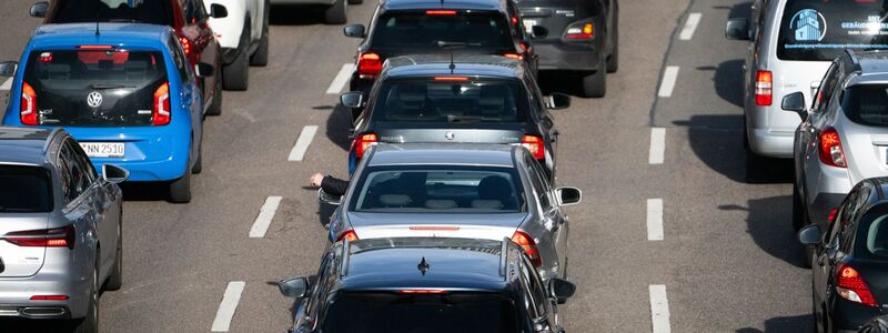 Das Umweltbundesamt spricht vom Straßenlärm als der dominierenden Lärmquelle in Deutschland. (Symbolfoto) - Foto: Marijan Murat/dpa