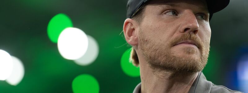 Braucht dringend Erfolgserlebnisse: Gladbach-Trainer Eugen Polanski - Foto: Fabian Strauch/dpa