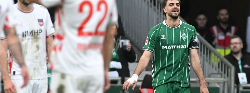 Brachte Werder in Führung: Jovan Milosevic (r) - Foto: Carmen Jaspersen/dpa