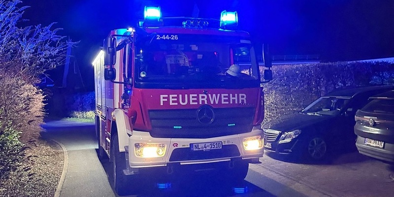 FW-ROW: Kabeltrommel gerät in Brand - Foto: presseportal.de