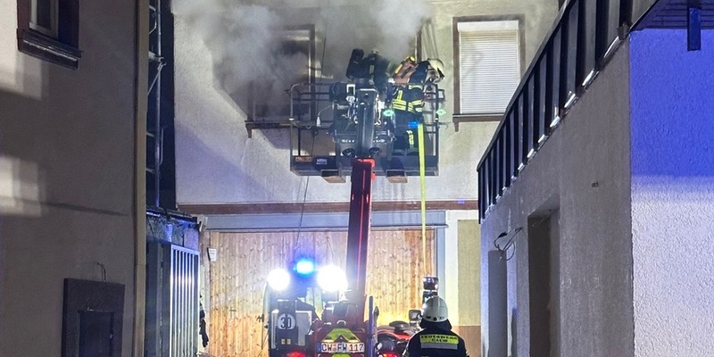 KFV-CW: Großbrand fordert Einsatzkräfte in Calwer Innenstadt - Zwei Leichtverletzte im Krankenhaus behandelt - Foto: presseportal.de