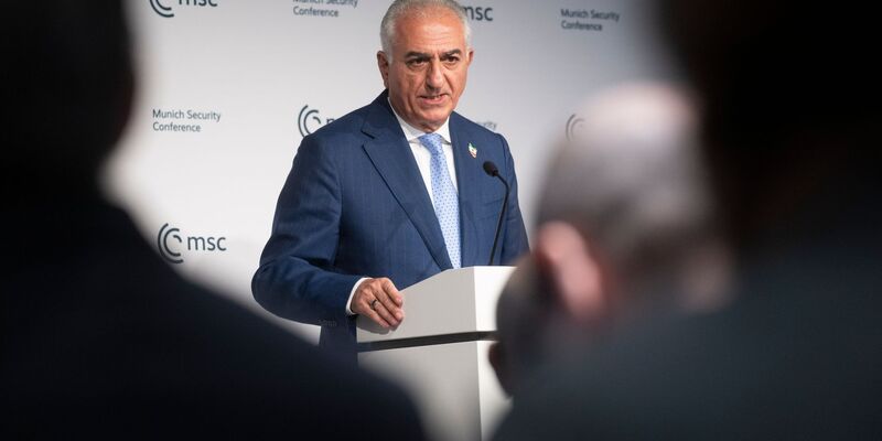 Der Sohn des gestürzten Schahs legt seine Ideen für die Zukunft des Irans dar. (Archivbild) - Foto: Marijan Murat/dpa