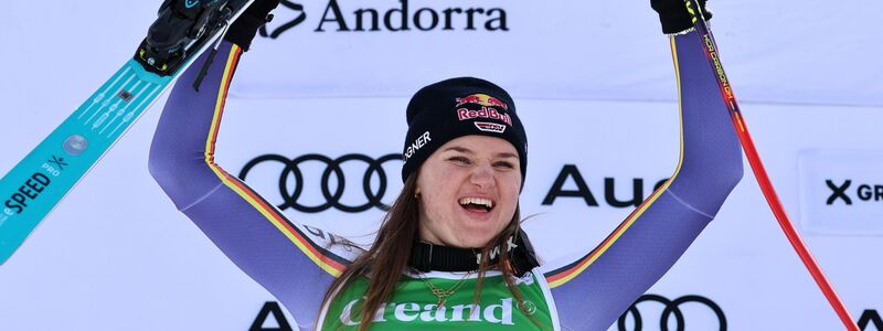 Emma Aicher jubelt über Platz zwei im zweiten Super-G von Soldeu. - Foto: Marco Trovati/AP/dpa