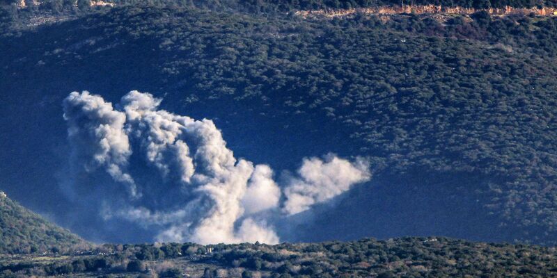 Israel bombardiert nach eigenen Angaben Stellungen der Hisbollah-Miliz im Libanon. (Archivbild) - Foto: Stringer/dpa