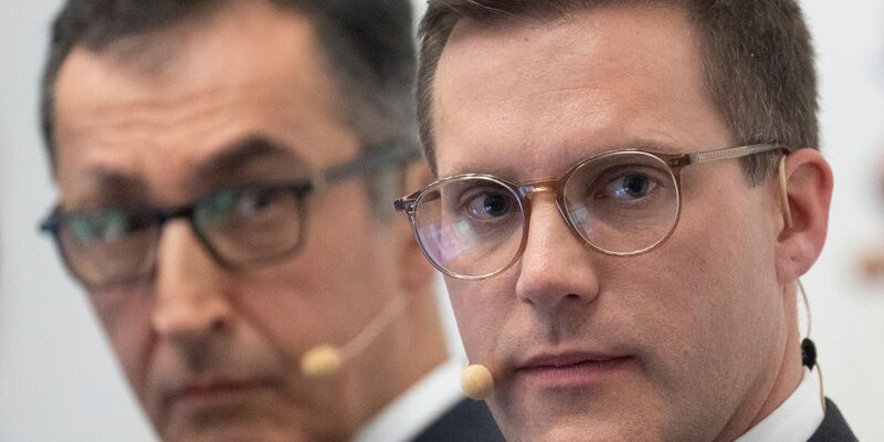 Özdemir ist Hagel in den Umfragen auf den Fersen. - Foto: Marijan Murat/dpa