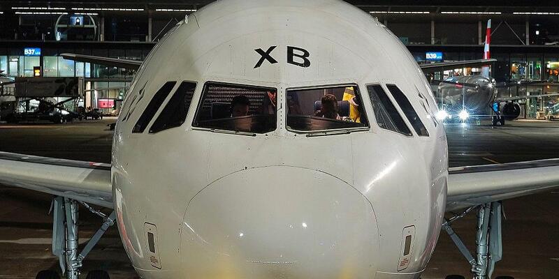 Piloten im Cockpit (Archiv) - Foto: via dts Nachrichtenagentur