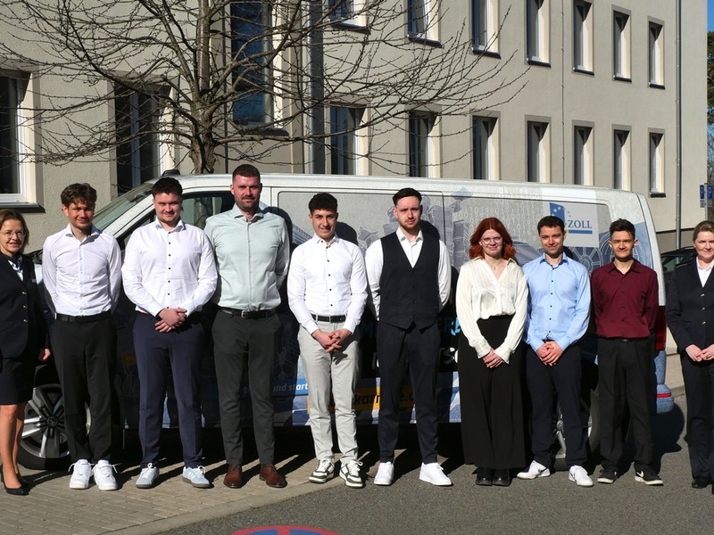 HZA-EF: Die nächste Generation Zoll startet durch / Acht neue Nachwuchskräfte beim Hauptzollamt Erfurt - Foto: presseportal.de