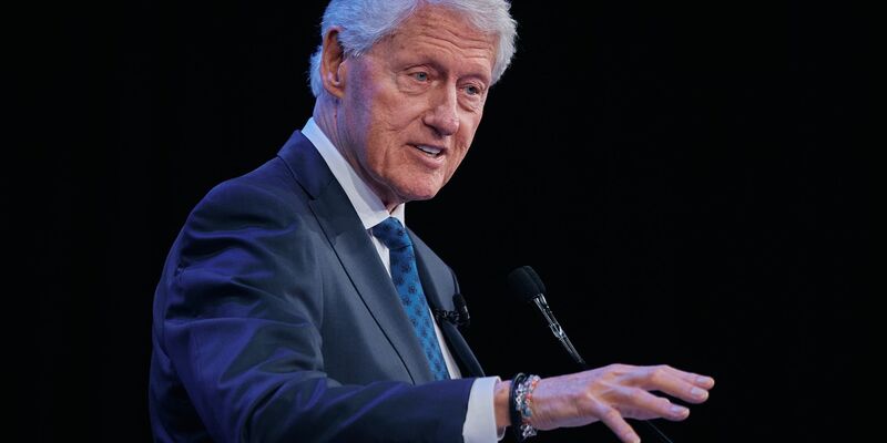 Clinton sagte, Trump habe ihm «nie etwas» gesagt, das ihn glauben lasse, dieser sei im Zusammenhang mit Epstein in «irgendetwas Unangemessenes» verwickelt gewesen. - Foto: Andres Kudacki/FR170905 AP/dpa