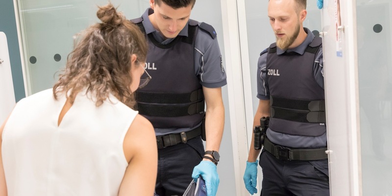 HZA-M: 3. März 2026: Tag des Artenschutzes Zoll hilft bedrohte Tiere und Pflanzen zu schützen - Foto: presseportal.de