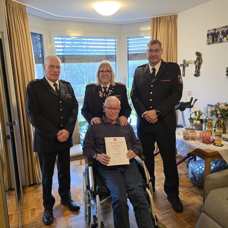 FW-KLE: Besondere Ehrung für Hans van Offern - Foto: presseportal.de