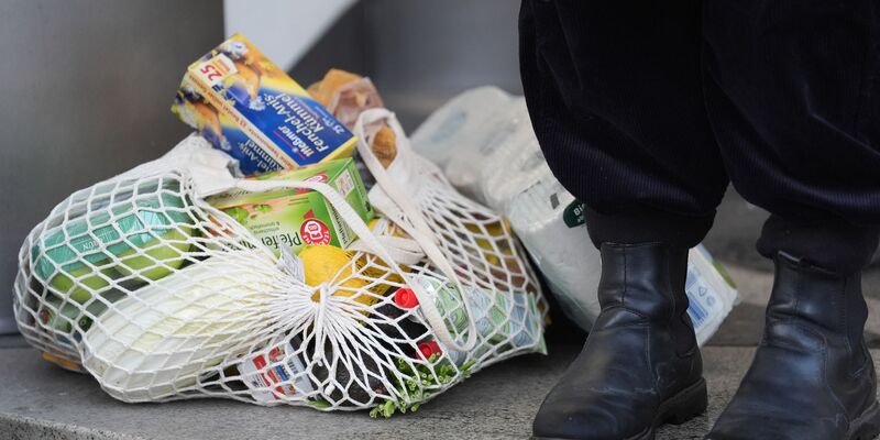 Die Lebensmittelpreise in Deutschland sind in den vergangenen Jahren teilweise stark gestiegen. - Foto: Marcus Brandt/dpa