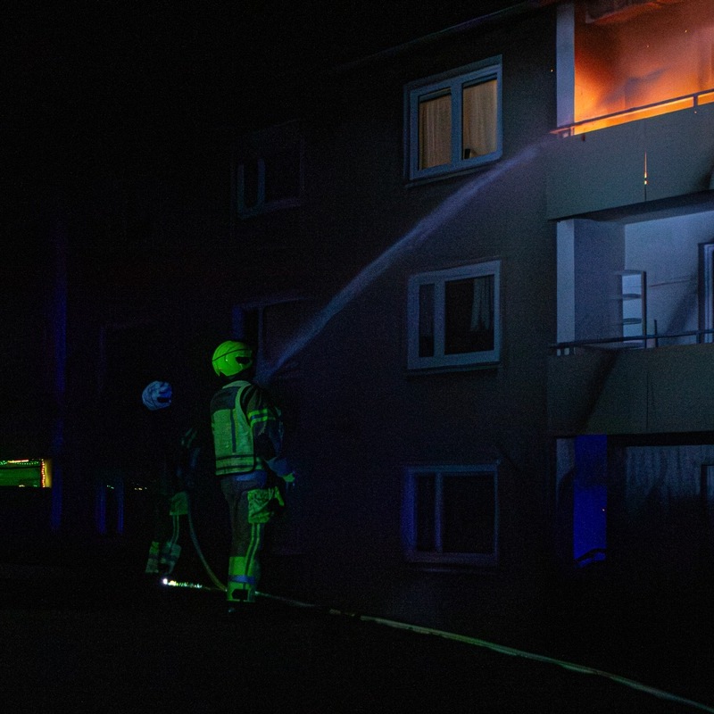 FW-MK: Brennender Balkon in der Nacht auf Mittwoch - Foto: presseportal.de