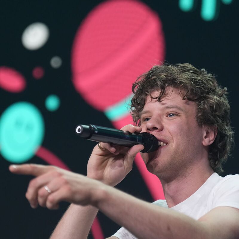 Zum Abschluss seiner ausverkauften Tour hat der Sänger eine neue Single rausgebracht. (Archivbild) - Foto: Marcus Brandt/dpa