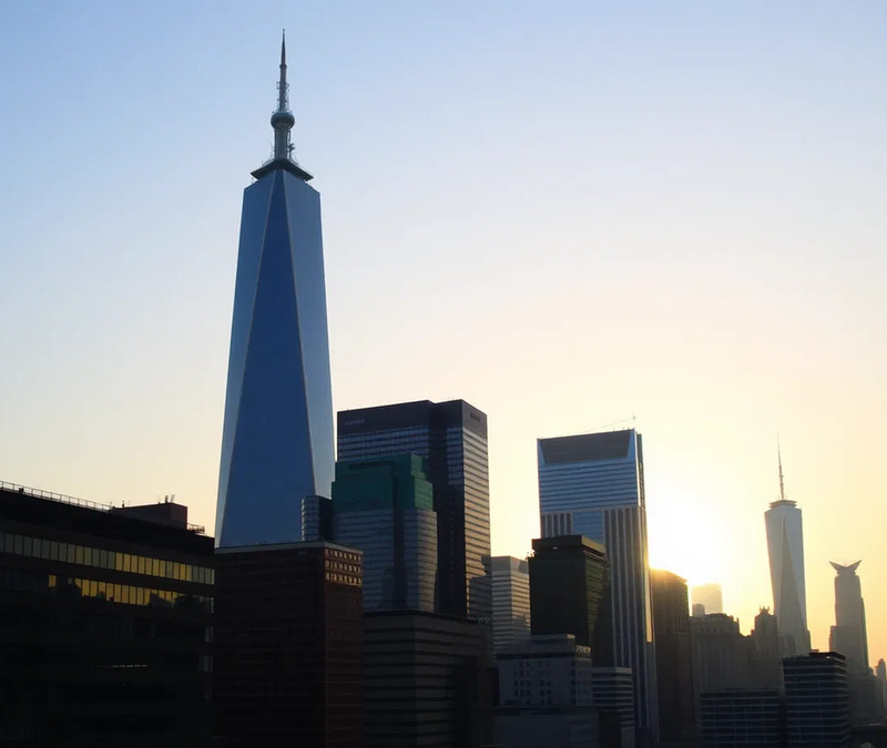 Tech-Giganten versprechen Schutz vor steigenden Strompreisen - Foto: über boerse-global.de