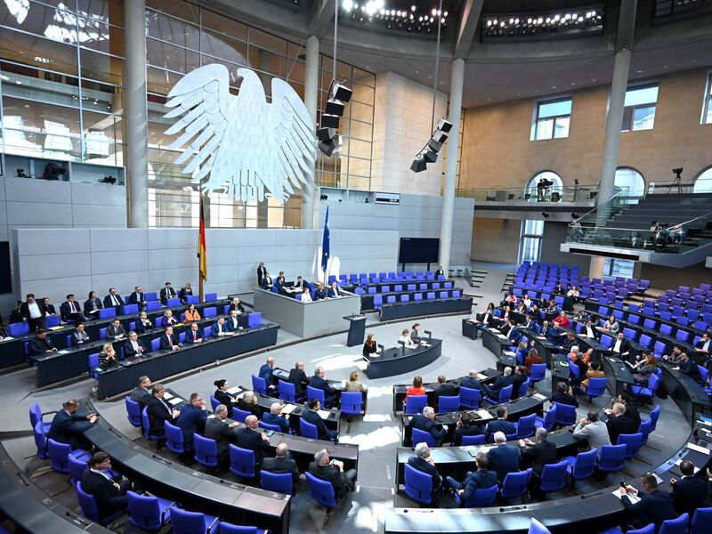 Abschied vom Bürgergeld im Bundestag - das Parlament beschließt die Reform.  - Foto: Elisa Schu/dpa