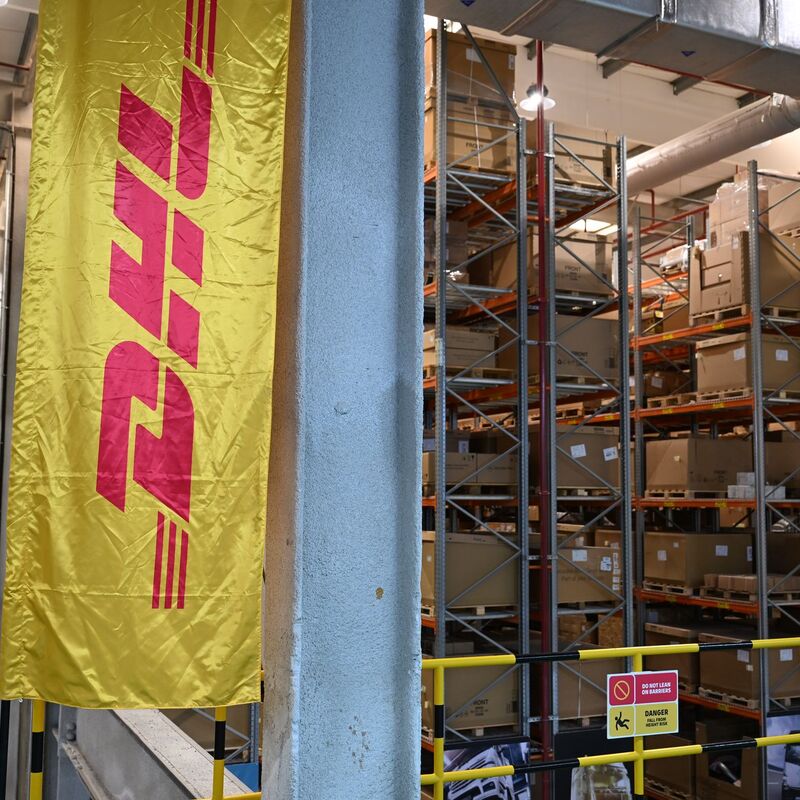DHL-Lagerhaus in Dubai. - Foto: Wolf von Dewitz/dpa