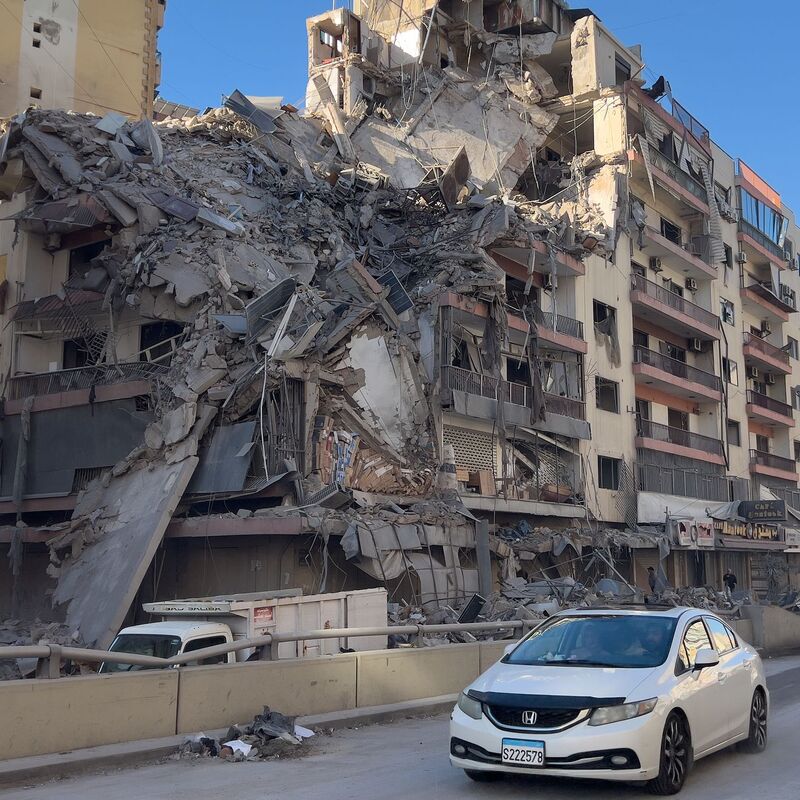 Israel attackierte auch erneut Ziele im Libanon. - Foto: Hussein Malla/AP/dpa