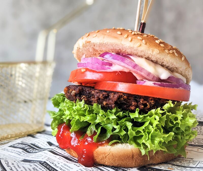 In der EU dürfen vegetarische Produkte ohne Fleisch weiter als «Veggie-Burger» verkauft werden. (Symbolbild)  - Foto: Doreen Hassek/haupstadtkueche.blogspot.com/dpa-tmn