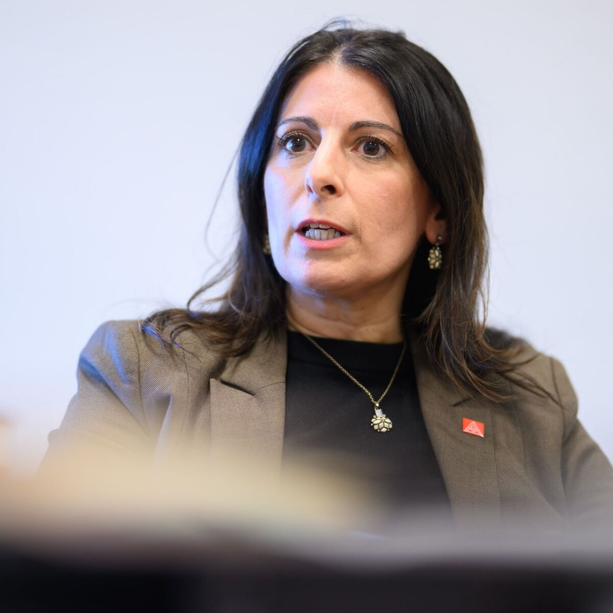 Cavallo will die Schließung von Autowerken verhindern – möglicherweise auch mit Hilfe der Rüstungsindustrie. - Foto: Julian Stratenschulte/dpa