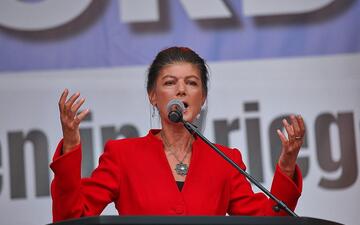 Wagenknecht fordert Rücktritt der Bundesregierung