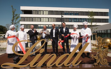 lindt_campuseroffnung26_pressebilder_035a.jpg