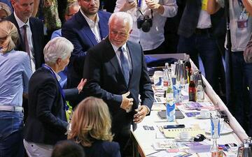 Kubicki zum FDP-Chef gewählt - Strack-Zimmermann unterliegt