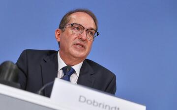 Drohnen-Vorfall: Dobrindt spricht von 
