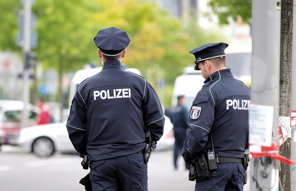 Polizisten (Archiv)