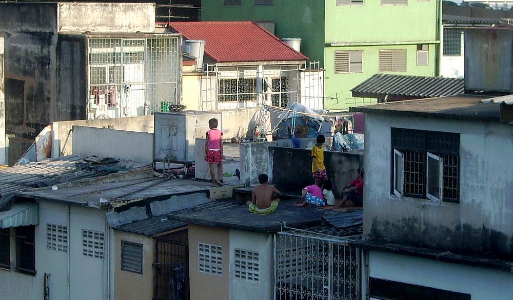 Kinder in einem Slum (Archiv)