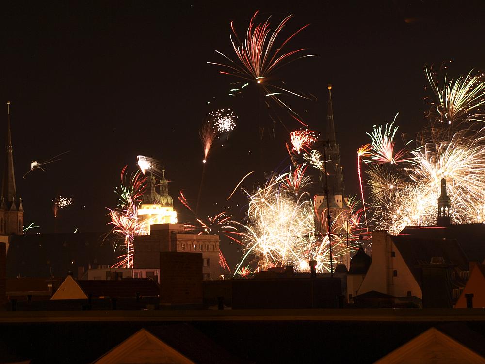 Silvesterfeuerwerk in Halle (Archiv)