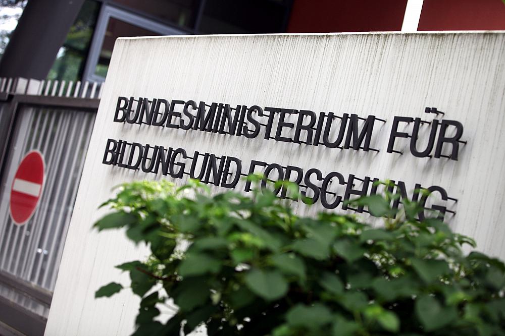 Außeruniversitäre Einrichtungen investieren mehr in Forschung