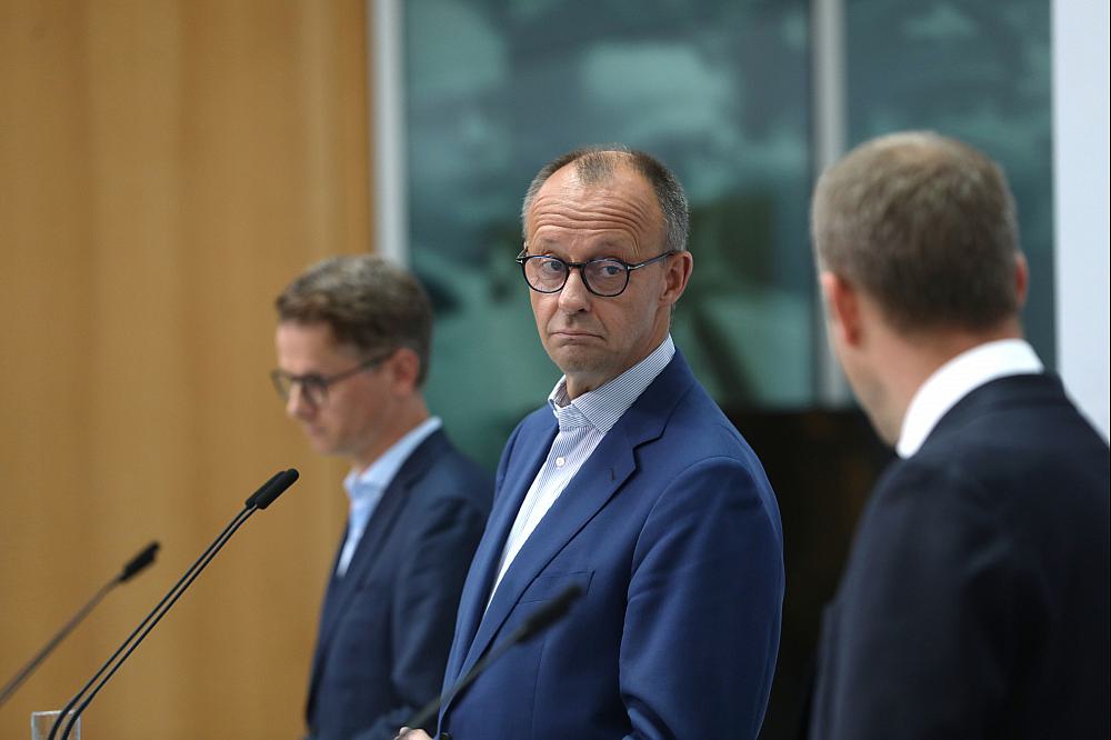 Carsten Linnemann, Friedrich Merz und Mario Czaja am 12.07.2023