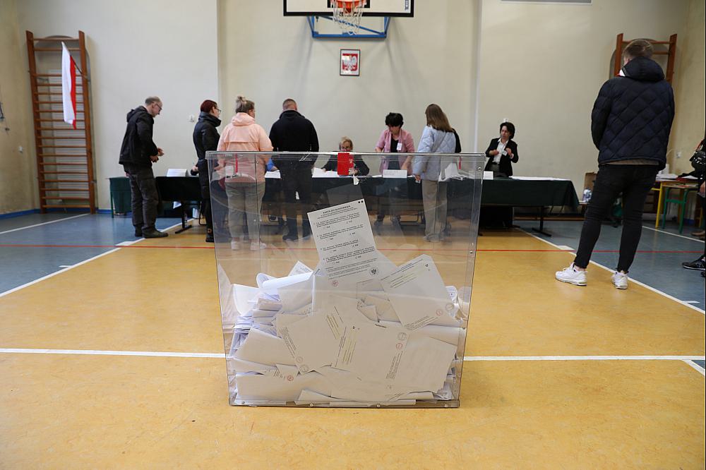Wahllokal in Polen am 15.10.2023