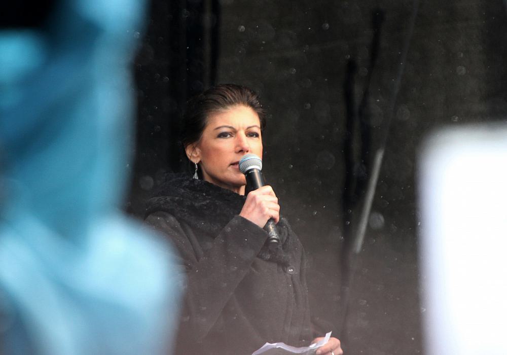 Sahra Wagenknecht auf Demo am 25.02.2023
