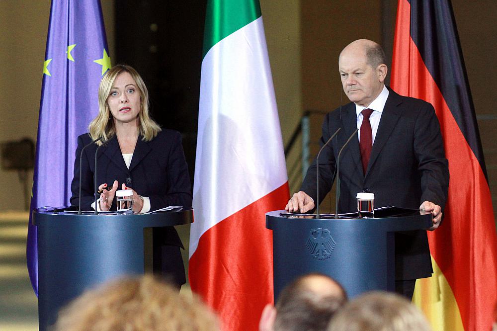 Giorgia Meloni und Olaf Scholz am 22.11.2023