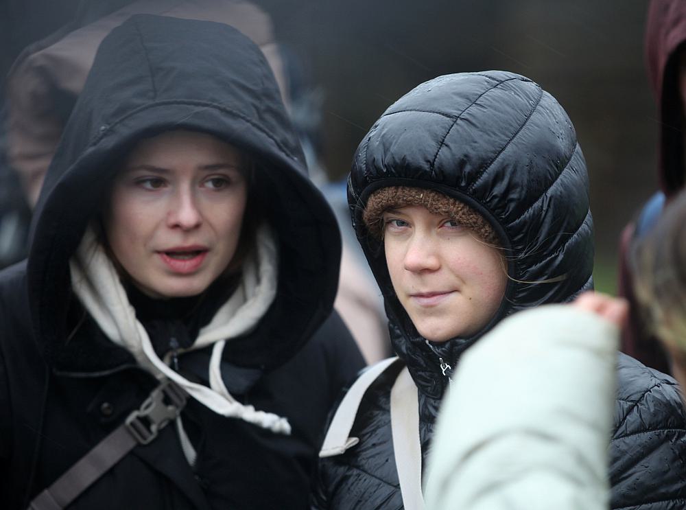 Luisa Neubauer und Greta Thunberg bei einer Demo bei Lützerath im Januar 2023
